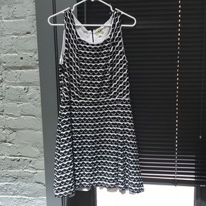 Black and white patterned dress